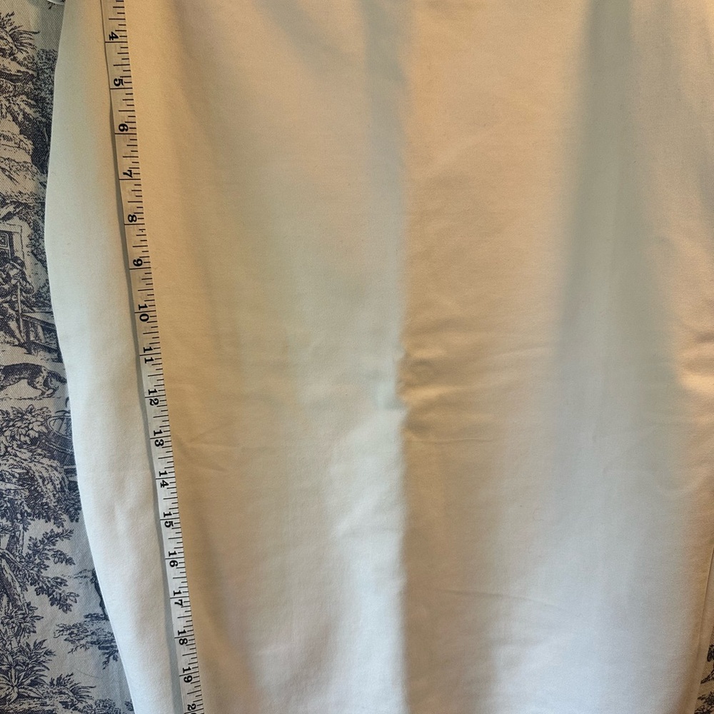 Lulus - Picture 3 of 6